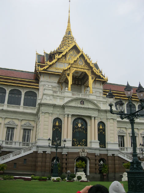 здание где хранятся  урны с прахом членов королевской семьи, фото С. Котова