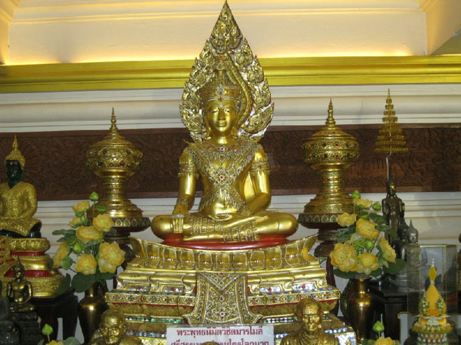 Будда храма, фото С. Котова