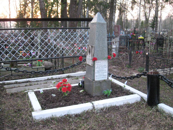 Клинское городское кладбище, братская могила, фото Двамала