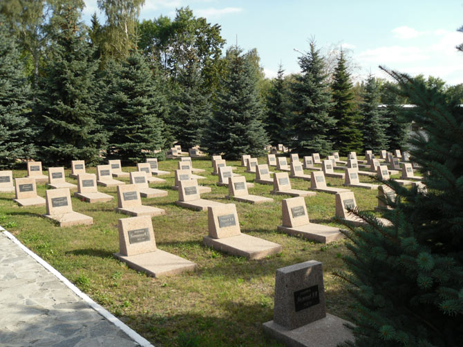 Братские могилы, фото Алексея Шабанова
