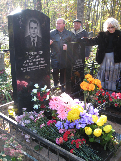 Николо-Архангельское кладбище, 9 октября 2010 г.